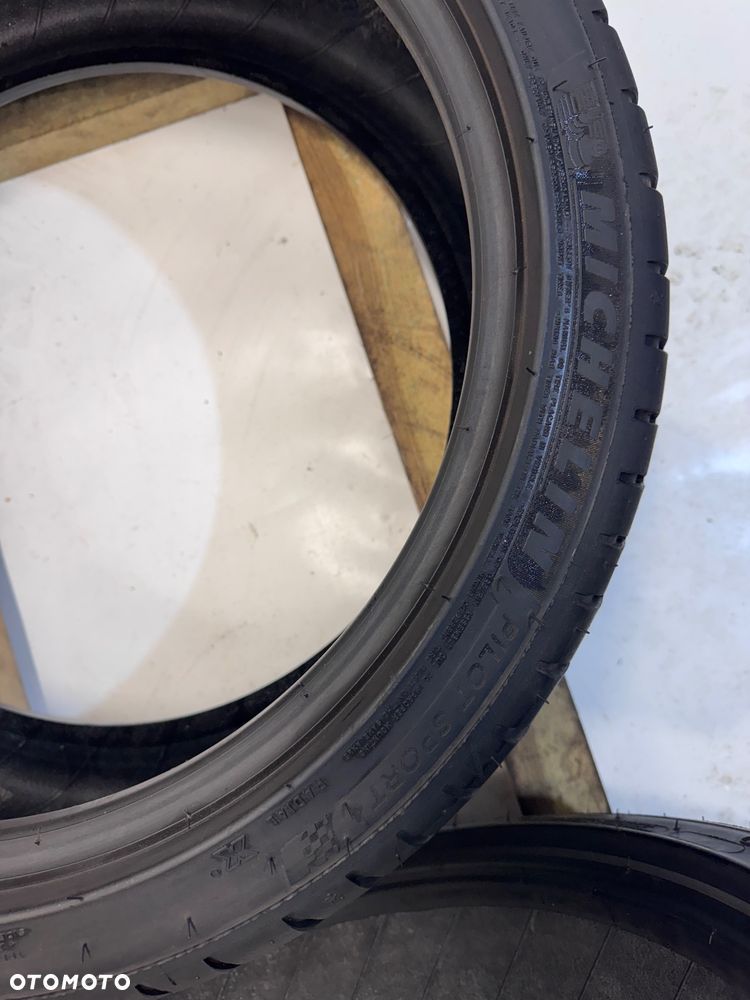 G-2930 225/40R18 92Y MICHELIN PILOT SPORT 4 - 4