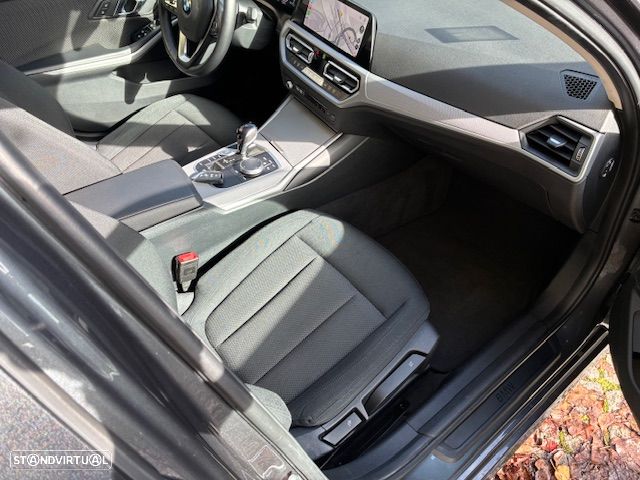 BMW 318 d Ultimate Auto - 20