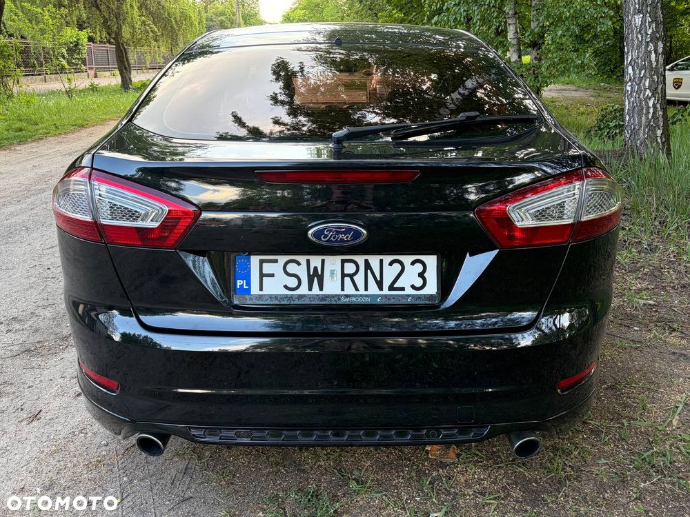 Ford Mondeo 2.0 EcoBoost Titanium - 14