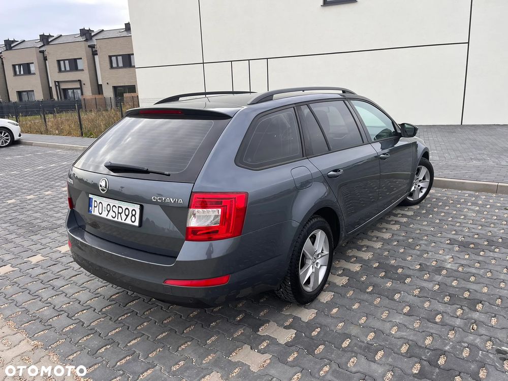 Skoda Octavia 2.0 TDI Ambition DSG - 5