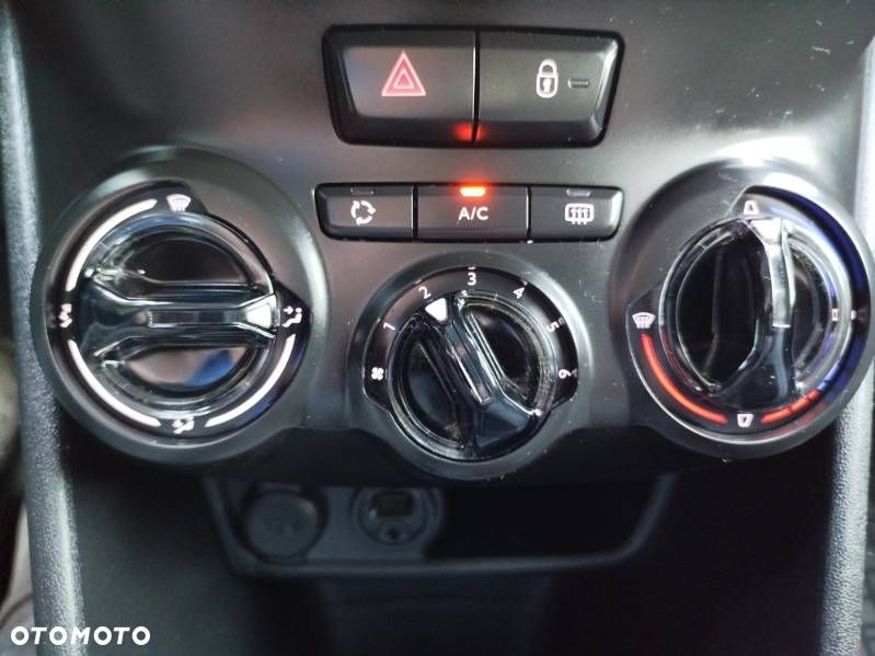 Peugeot 208 1.6 BlueHDi Active - 18