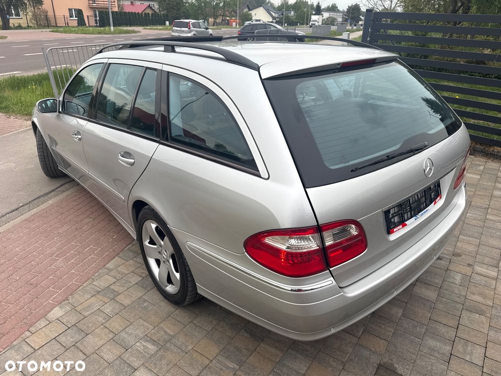 Mercedes-Benz Klasa E 500 4-Matic T Avantgarde - 21