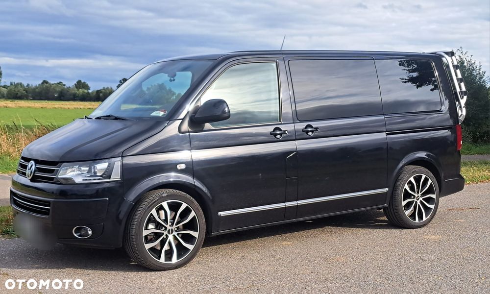 Volkswagen Multivan - 2