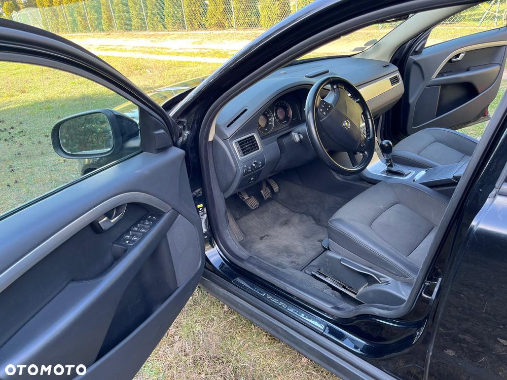 Volvo V70 2.0D Momentum - 11
