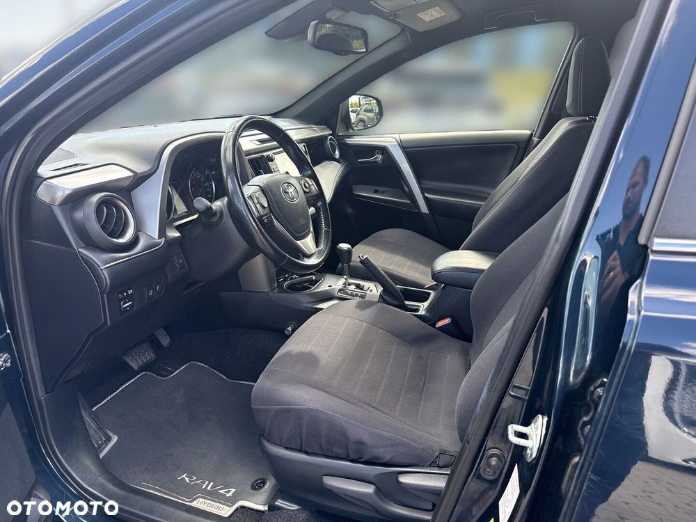 Toyota RAV4 Hybrid Premium 4x2 - 12