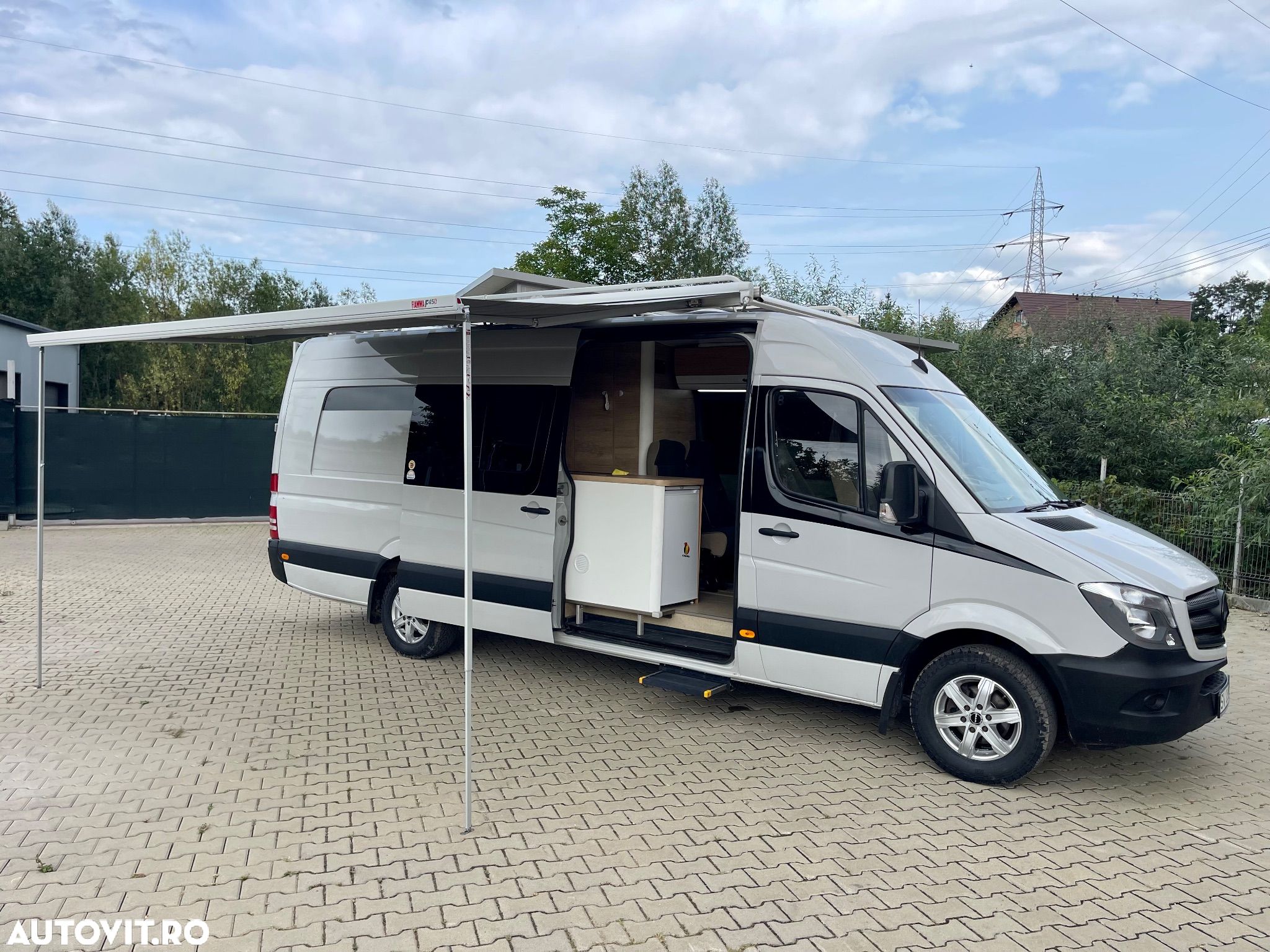 Mercedes-Benz Sprinter - 1