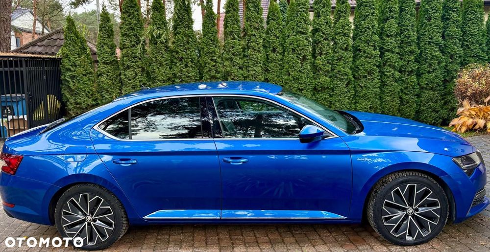 Skoda Superb 2.0 TDI SCR 4x4 L&K DSG - 2