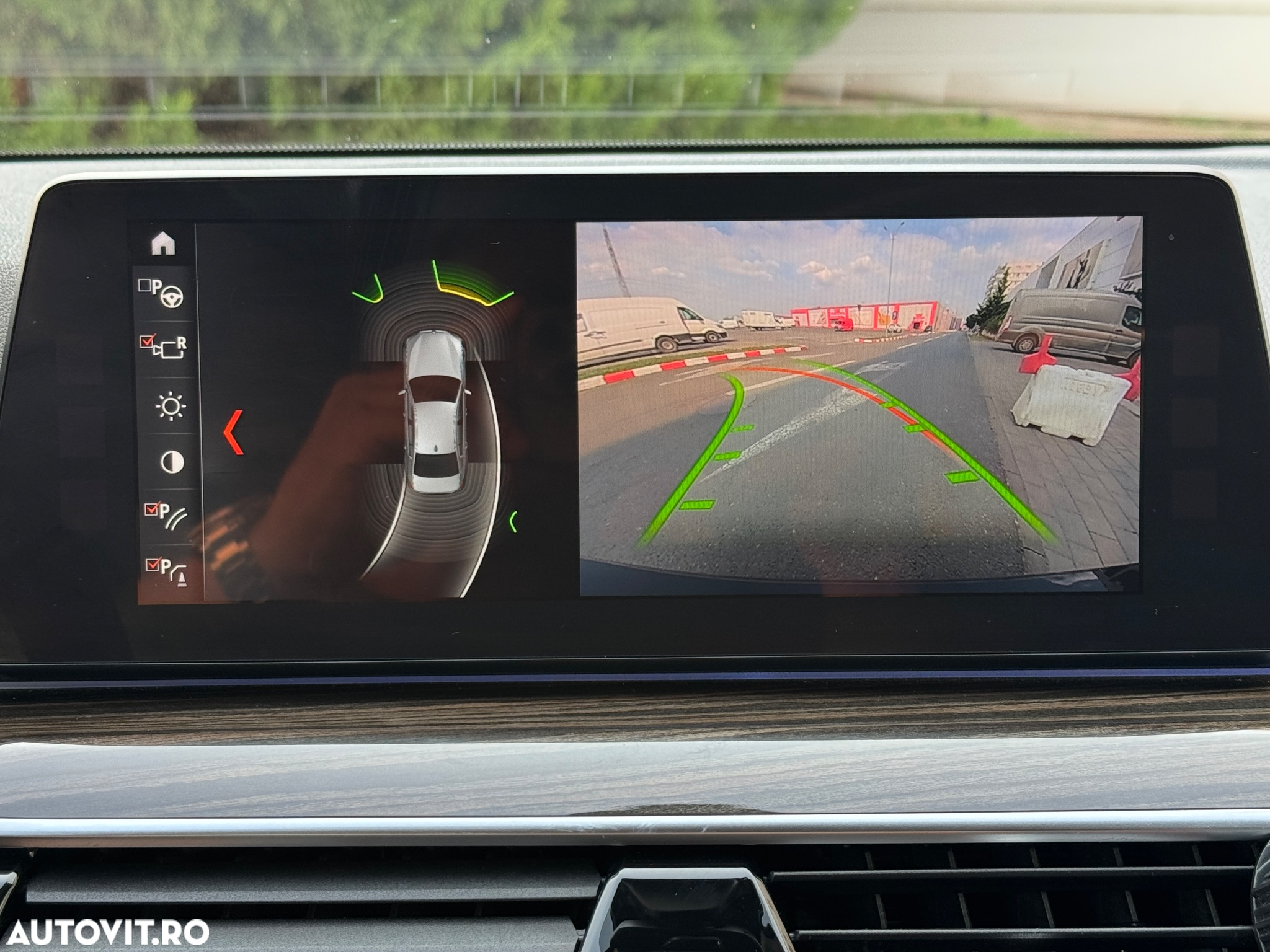 BMW Seria 5 530e Aut. Luxury Line - 18