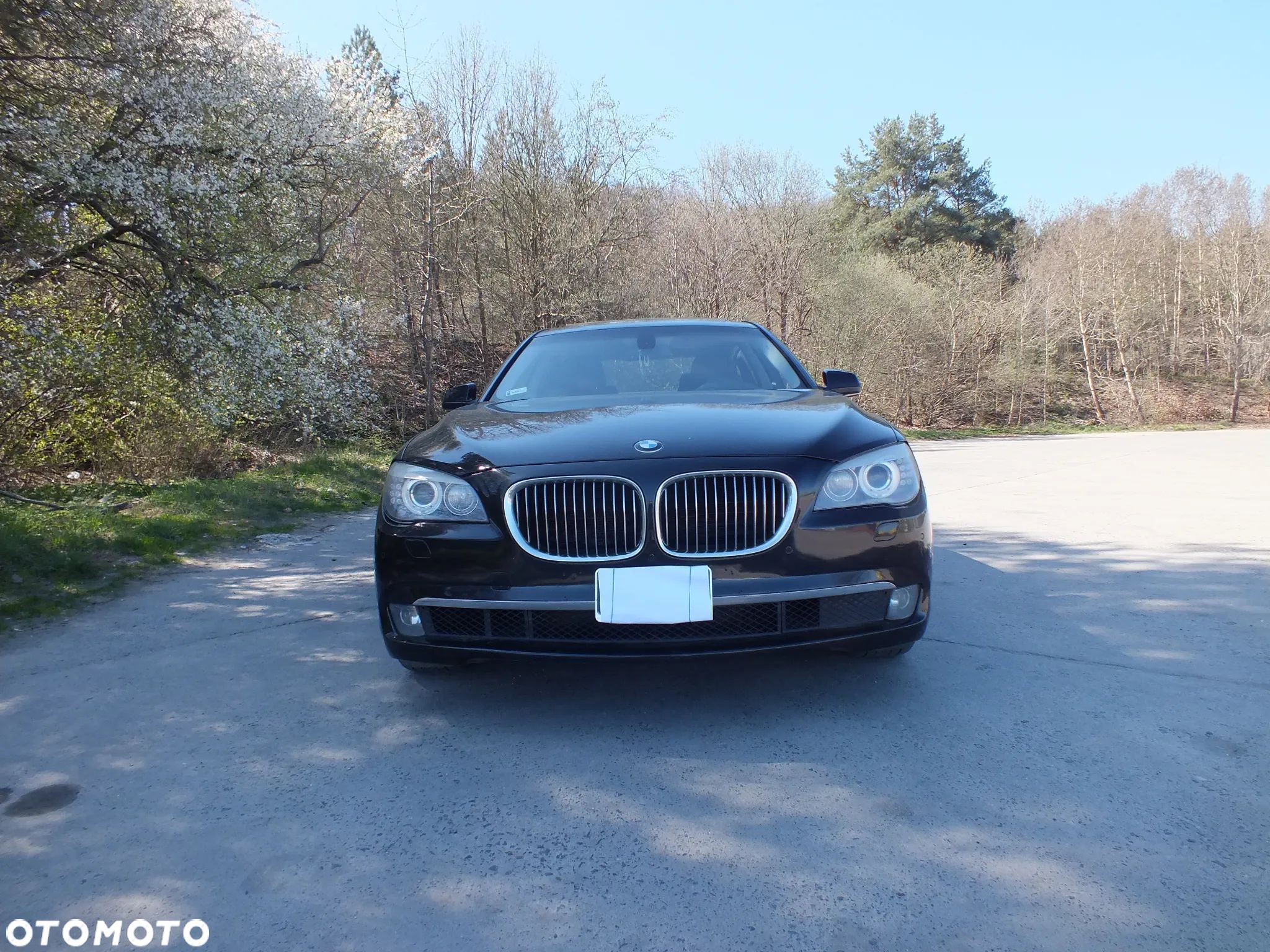 BMW Seria 7 740Li - 1