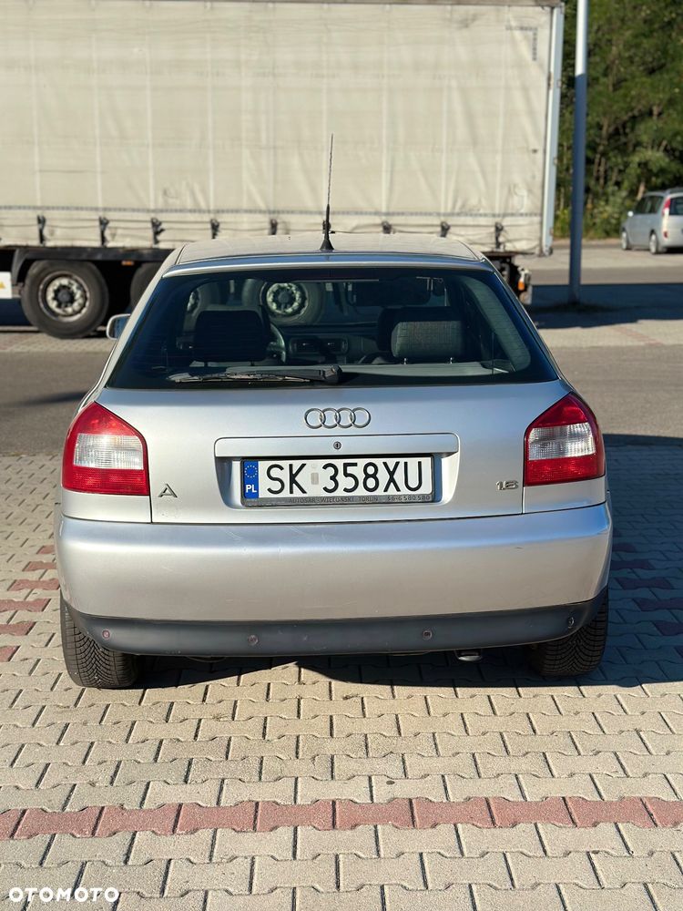 Audi A3 Sportback 1.6 Ambiente - 6
