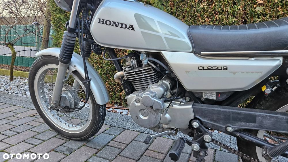 Honda CL - 16