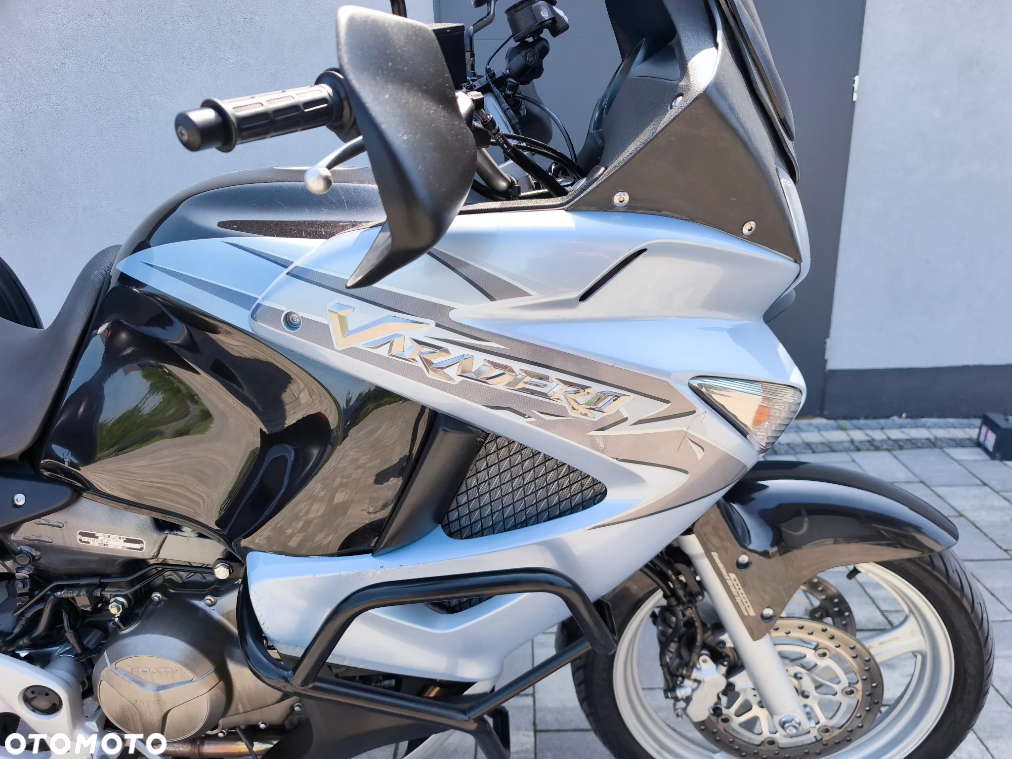 Honda XL - 8