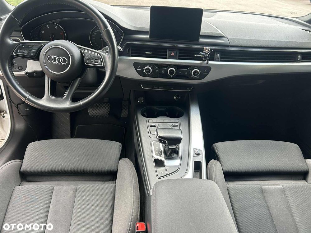 Audi A4 Avant 2.0 TDI S tronic - 8