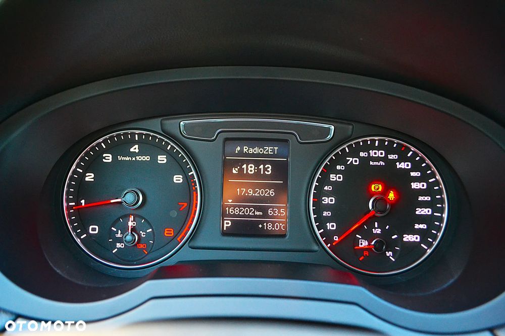 Audi Q3 1.4 TFSI Sport S tronic - 28