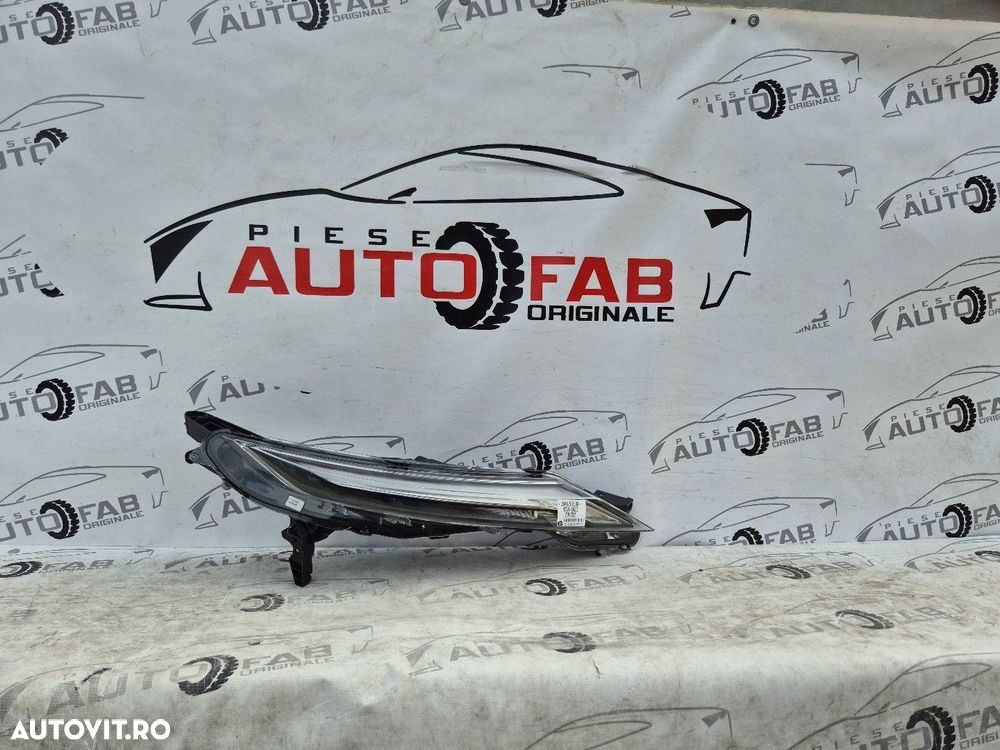 DRL,lumina zi dreapta NIssan Juke 2 LED P13AFJK16R NOU ORIGINAL - 1