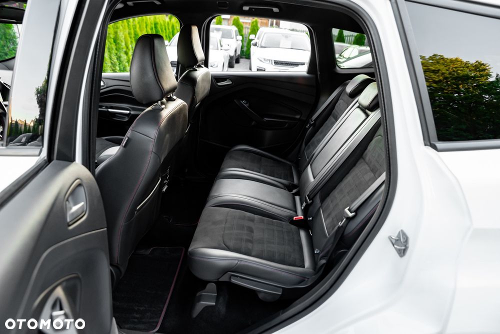 Ford Kuga 2.0 TDCi 4x4 ST-Line - 22