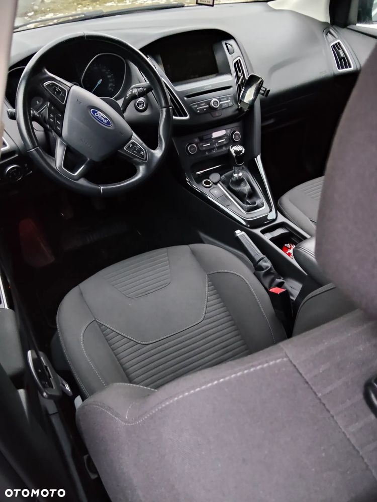 Ford Focus 1.0 EcoBoost Titanium - 13