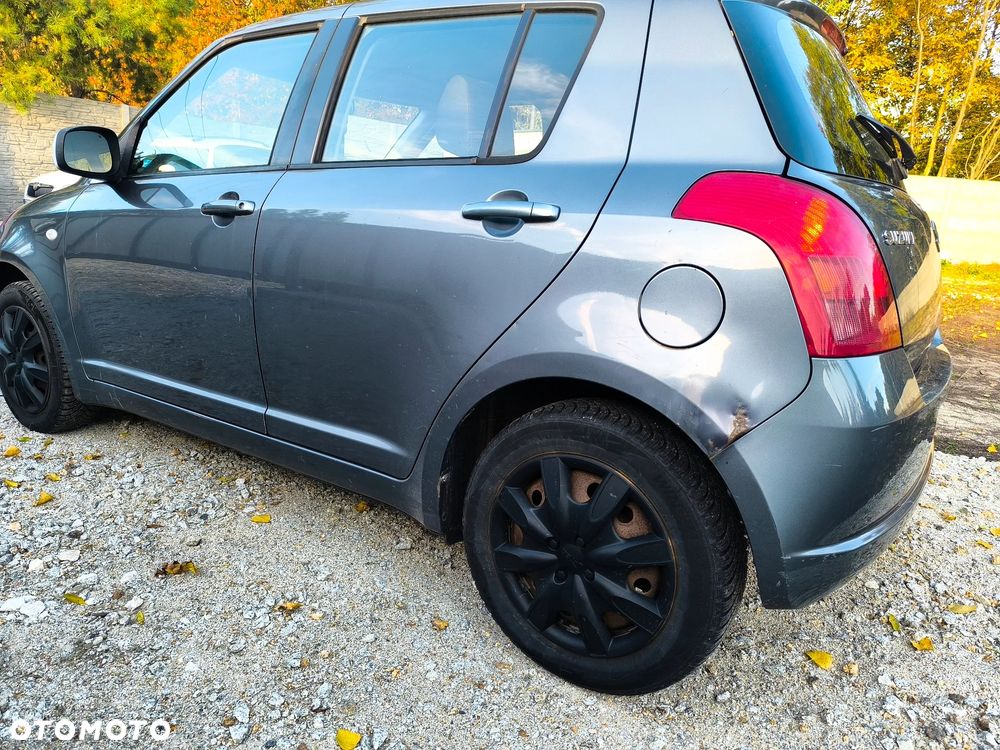 Suzuki Swift - 6