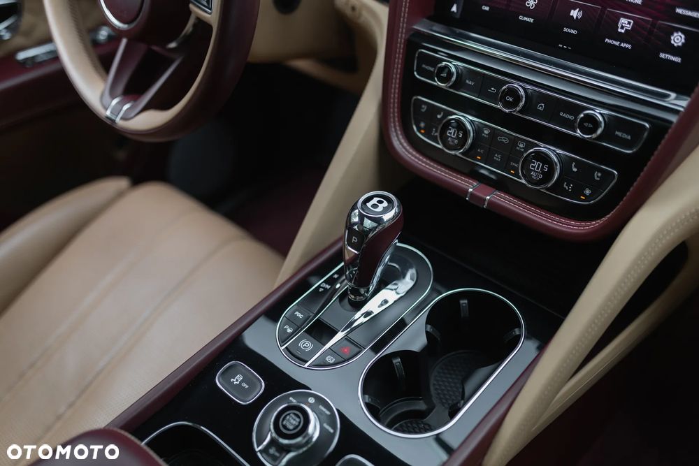 Bentley Bentayga V8 - 23