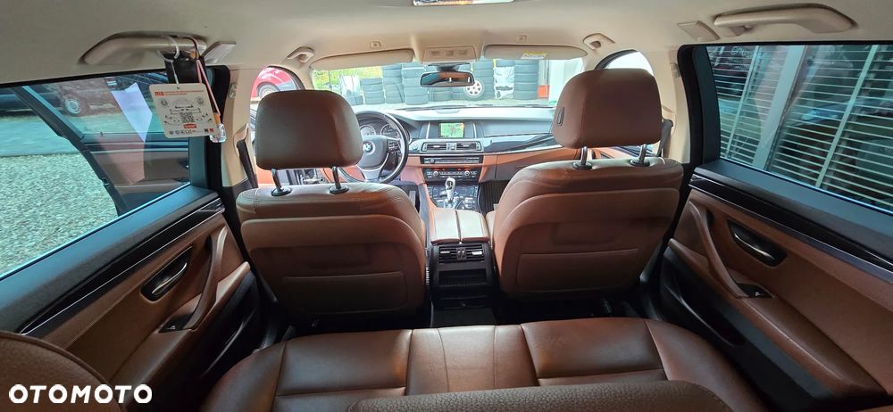 BMW Seria 5 520d - 22