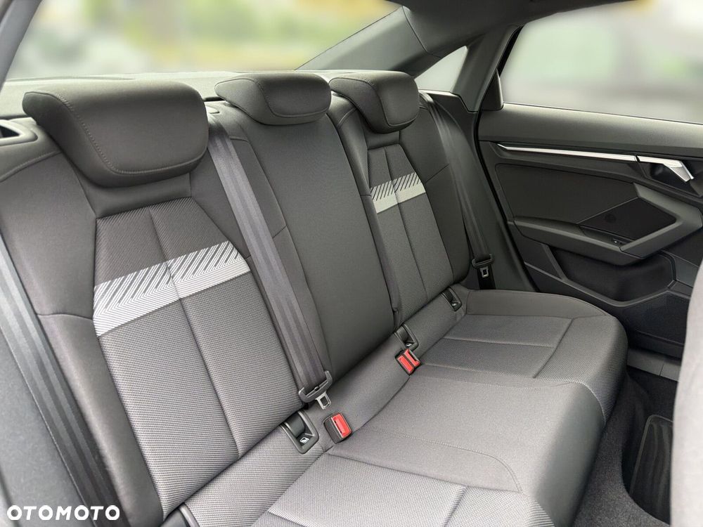 Audi A3 Limousine 35 TFSI mHEV S Line S tronic - 16
