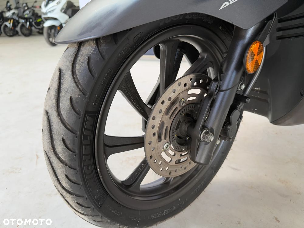 Honda PCX - 12