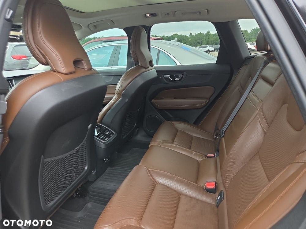 Volvo XC 60 T6 AWD Inscription - 9