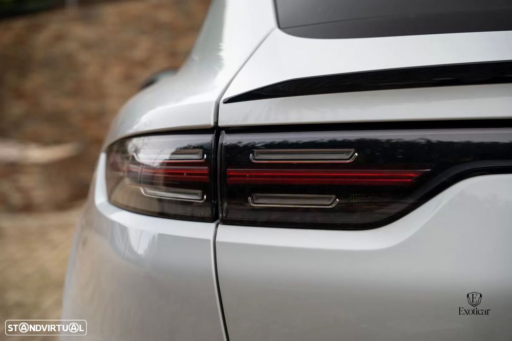 Porsche Cayenne Coupé Turbo S E-Hybrid - 38