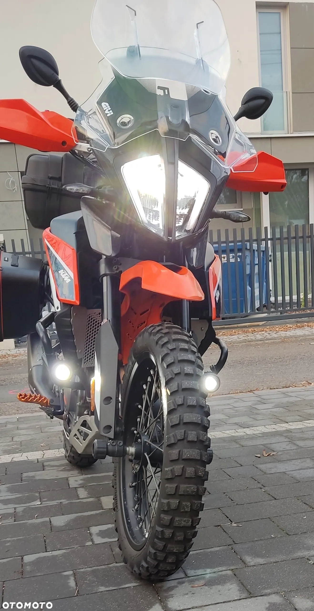 KTM Adventure - 9