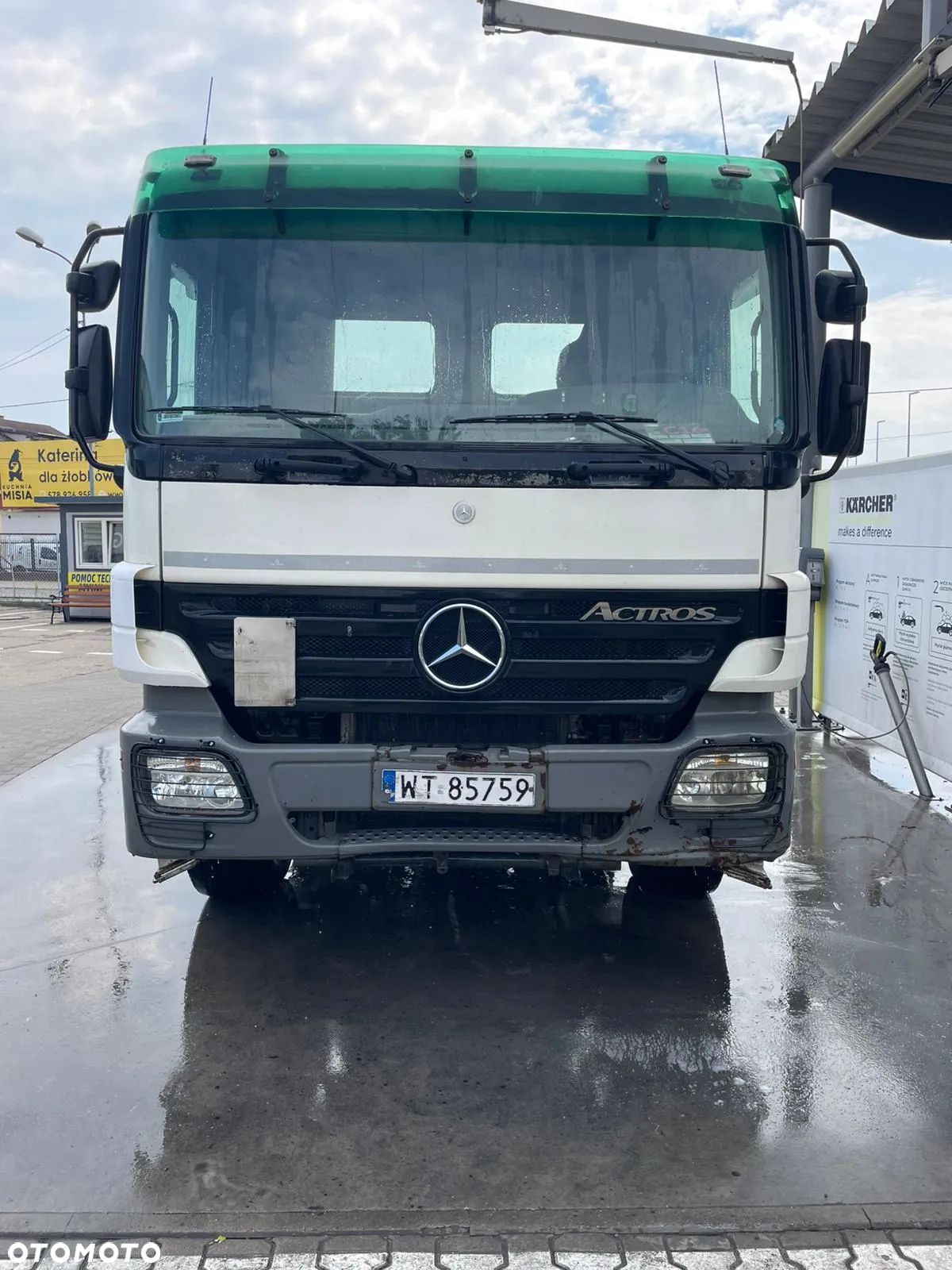 Mercedes-Benz Actros - 1