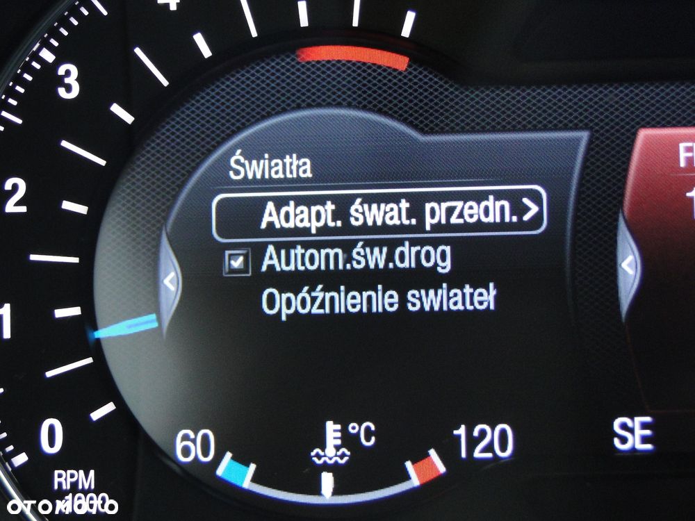 Ford Edge 2.0 TDCi Twin-Turbo 4WD ST-Line - 38