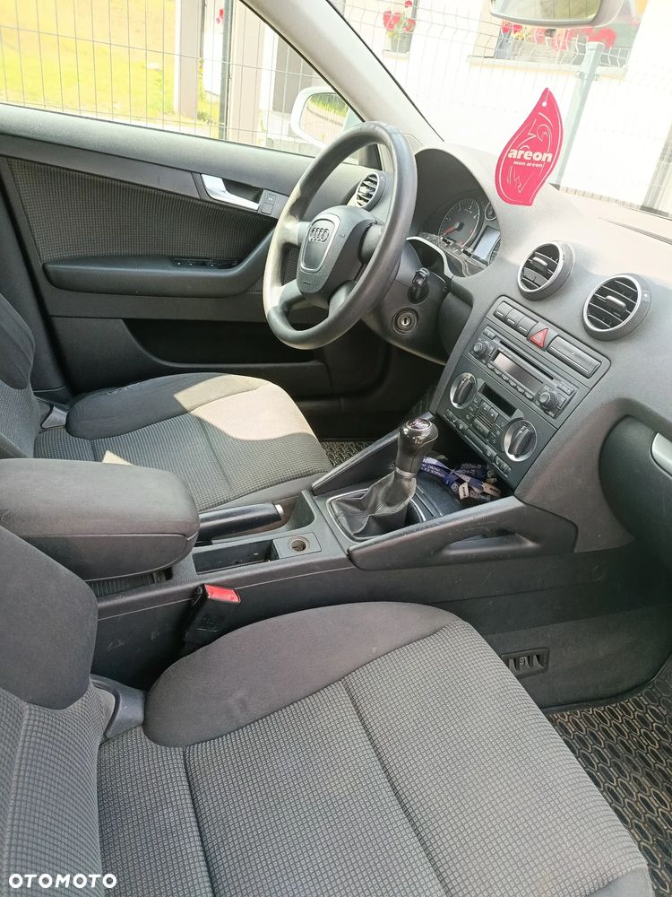 Audi A3 Sportback 1.9 TDI Ambition - 17