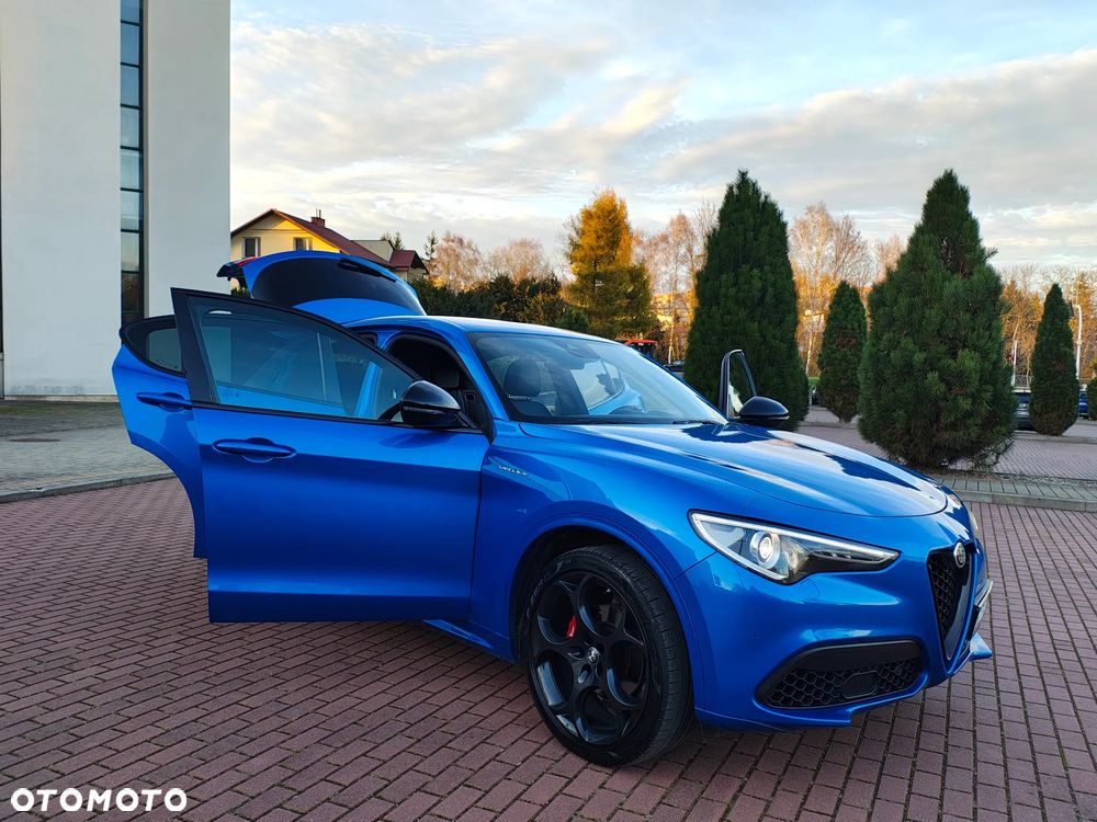 Alfa Romeo Stelvio 2.0 Turbo Veloce Q4 - 4