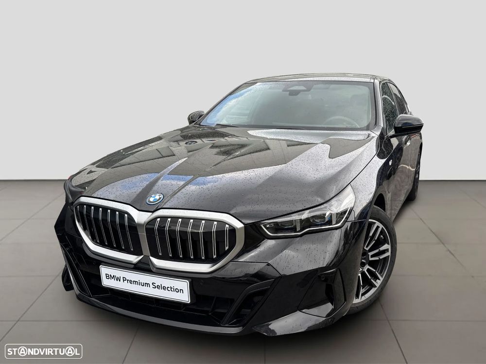 BMW 530 e Pack Desportivo M - 2