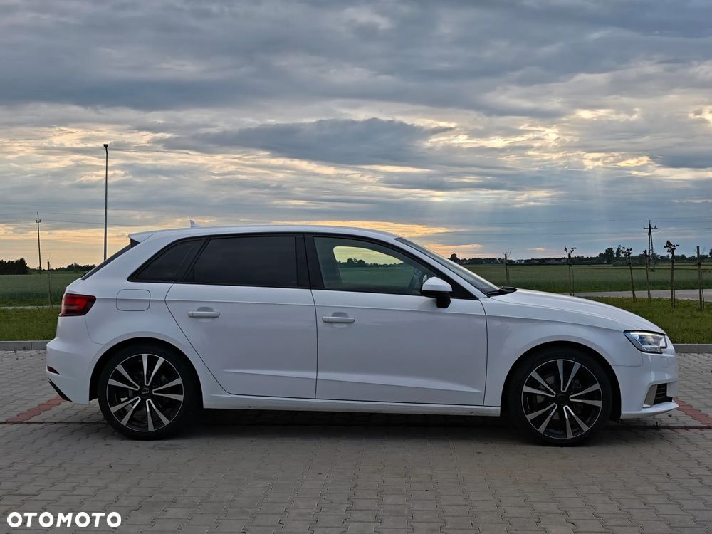 Audi A3 Sportback 2.0 TDI Sport S tronic - 4