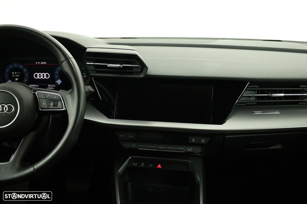 Audi A3 Sportback 45 TFSIe S line - 9