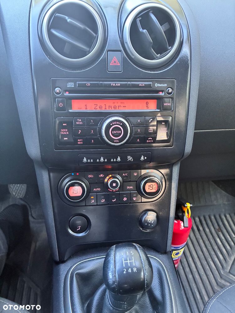 Nissan Qashqai 1.6 Acenta - 11