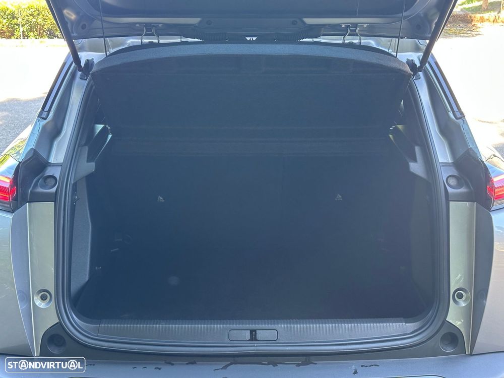 Peugeot 2008 1.2 PureTech Style - 16