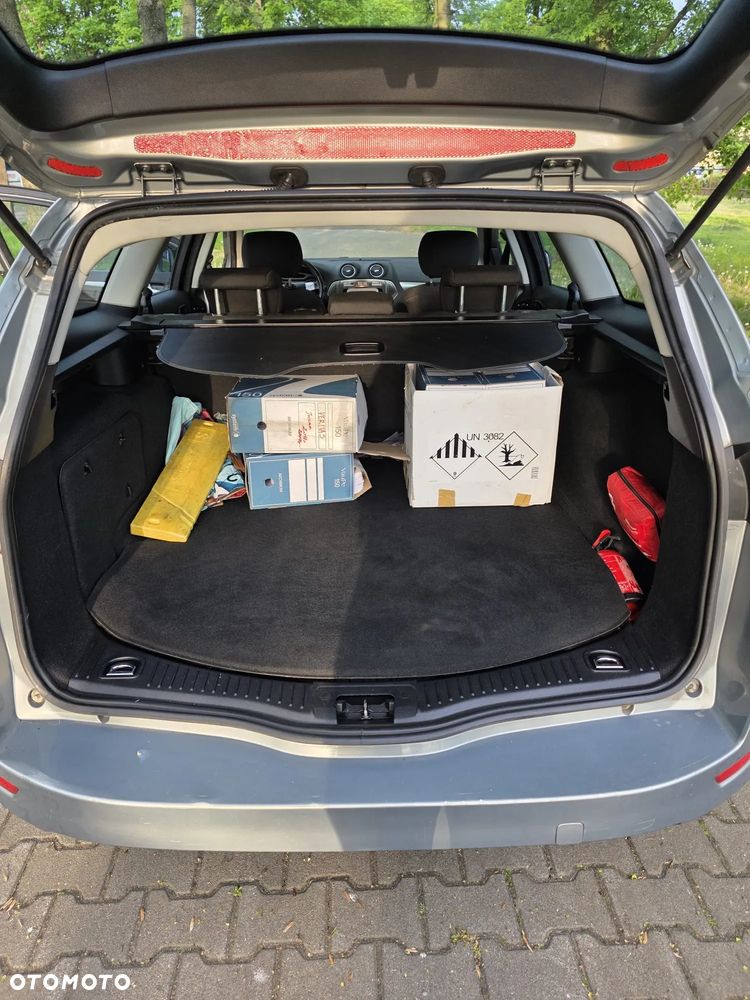 Ford Mondeo 1.8 TDCi Ghia - 3