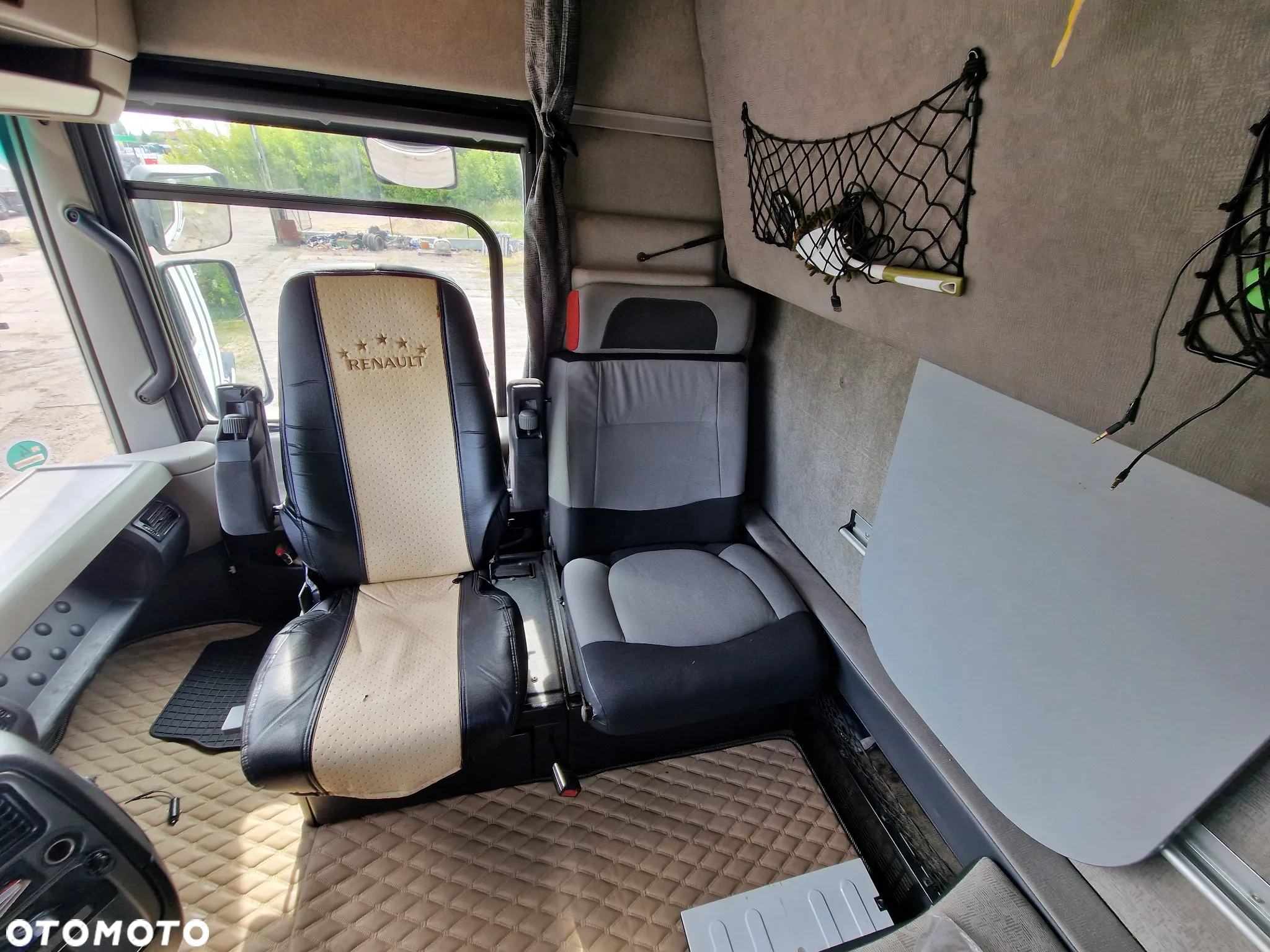 Renault Magnum 520dxi - 6