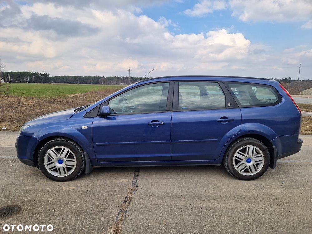 Ford Focus TDCi Ghia - 4