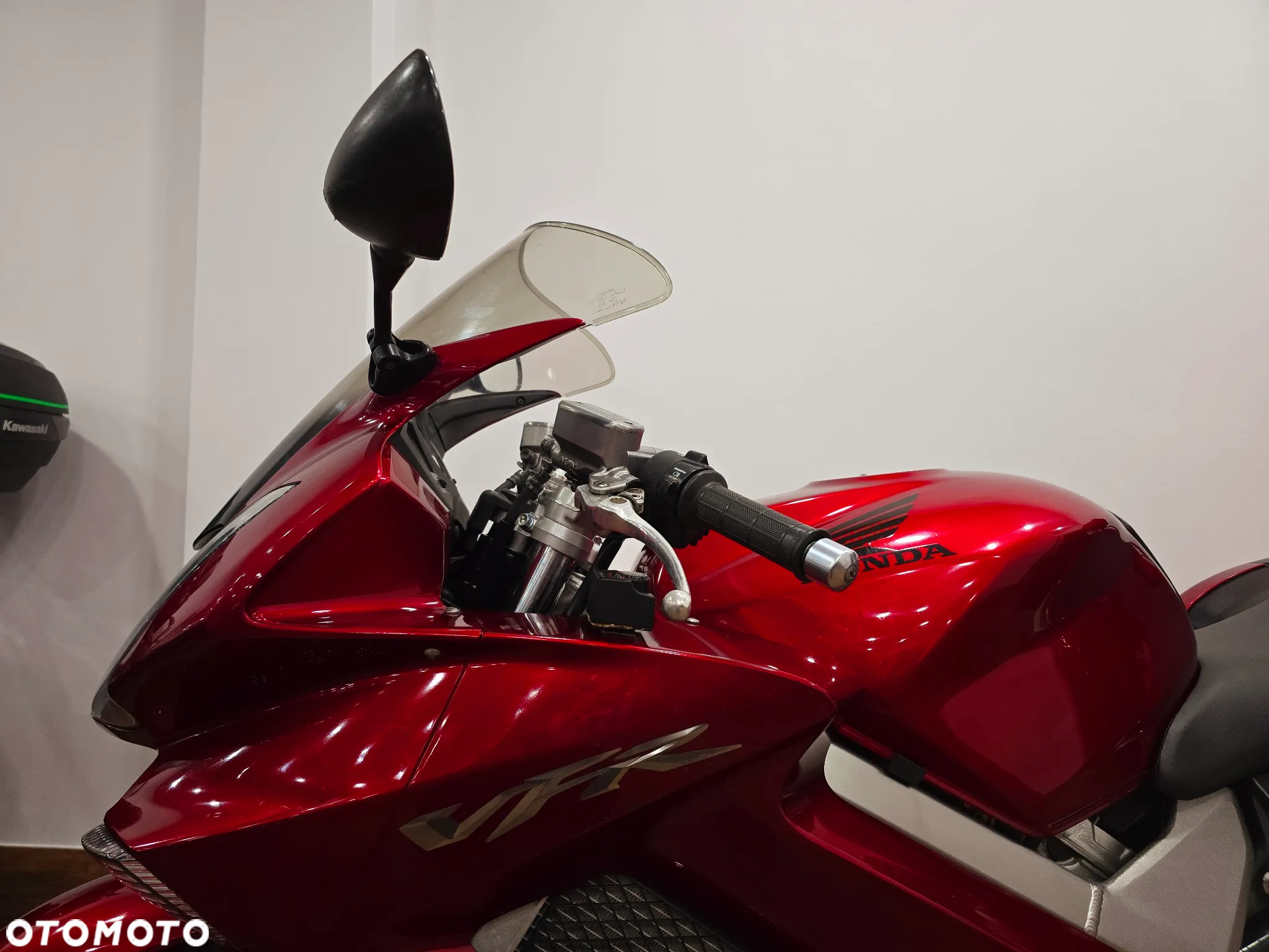 Honda VFR - 21