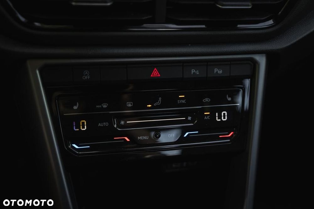 Volkswagen T-Roc - 20