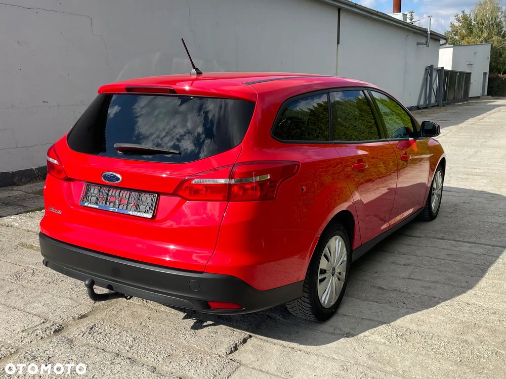 Ford Focus Turnier 1.6 Ti-VCT Champions Edition - 8