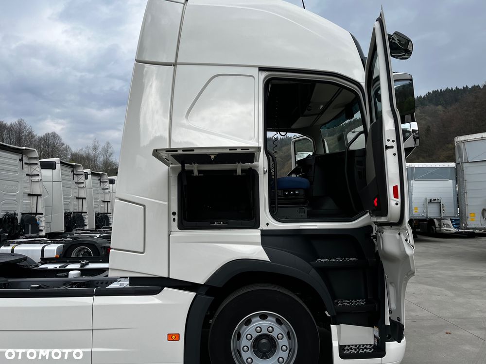 Volvo FH 500 // Standard // 2024 Rok // ACC // LED // GLOBE XXL // Parkclima // Gotowy do jazdy ! - 14