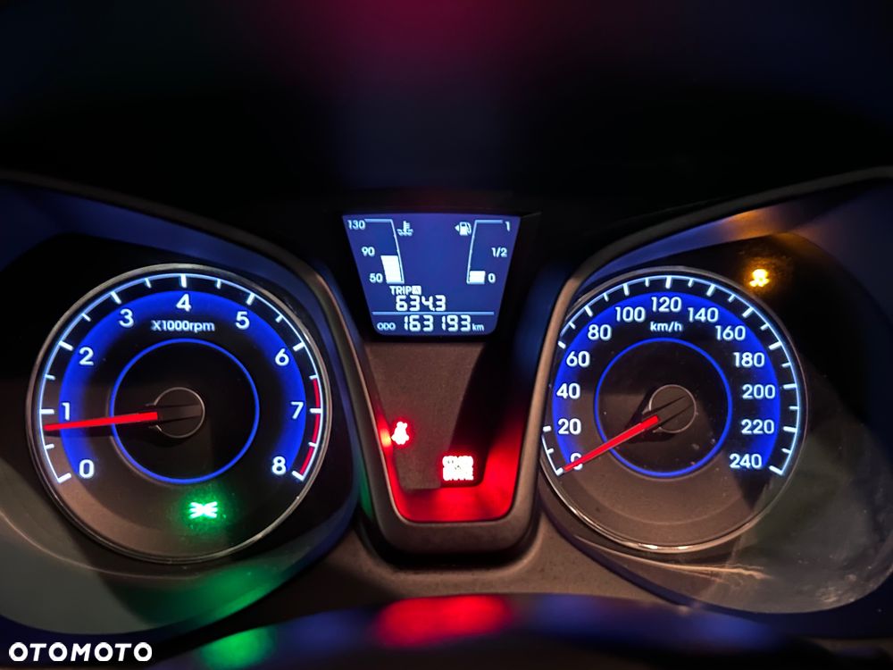 Hyundai ix20 1.6 Comfort - 13