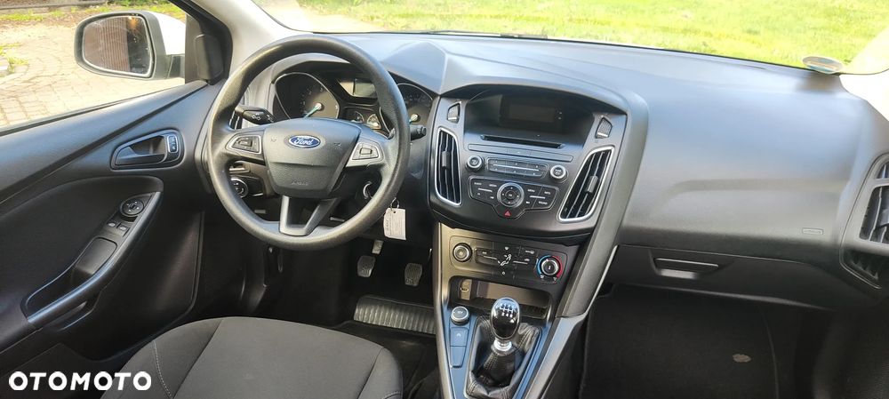 Ford Focus 1.6 TDCi Ambiente - 18