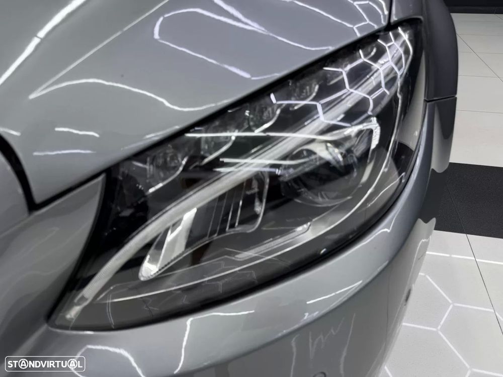 Mercedes-Benz C 350 e — fotografia 12