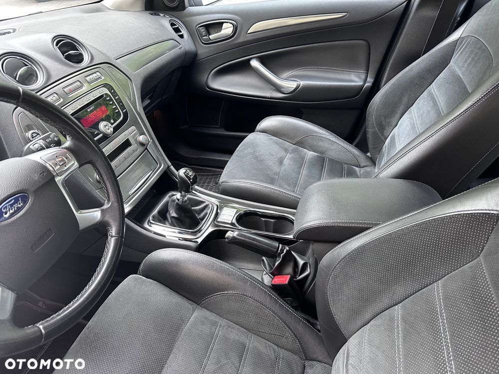 Ford Mondeo 2.5 Titanium X - 16