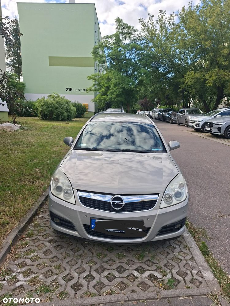 Opel Vectra 1.9 CDTI Cosmo - 4